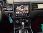 Volkswagen Touareg 3.0 TDI R-line Luchtvering Trekhaak Camera