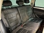 Volkswagen Touareg 3.0 TDI R-line Luchtvering Trekhaak Camera
