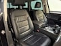 Volkswagen Touareg 3.0 TDI R-line Luchtvering Trekhaak Camera