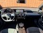 Mercedes-Benz A-klasse A 180 AMG Line | Premium | Nightpakket | Spiegelpakket | Stoelverwarming | Achteruitrijcamera | Smartphone integratie |