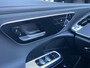 Mercedes-Benz E-klasse E 300 e AMG Line | Smartphone integratie | Achteruitrijcamera | Dodehoekassisent | Distronic | Spoorassistent | Winterpakket | Trekhaak