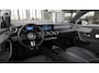 Mercedes-Benz A-klasse A 180 Limousine AMG Line | Panoramadak | Nightpakket | Apple Carplay | Achteruitrijcamera | Stoelverwarming