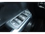 Mercedes-Benz B-klasse B 180 Business Line Automaat | Luxury Line | Spiegelpakket | Achteruitrijcamera | Panoramadak | Stoelverwarming