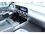 Mercedes-Benz B-klasse B 180 Business Line Automaat | Luxury Line | Spiegelpakket | Achteruitrijcamera | Panoramadak | Stoelverwarming