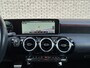 Mercedes-Benz A-klasse A 200 Business Solution AMG Automaat | Smartphone integratie | Achteruitrijcamera | Spoorassistent | Stoelverwarming | Spiegelpakket
