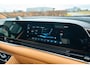 Voyah Dream Flagship Edition 109 kWh l Bi-directioneel l 4WD l 7 Persoons l Captain Seats l Adaptief Cruise Control l Luchtvering l Stoel venti / verwarming l Memory Seats l