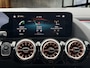 Mercedes-Benz EQA 250 Business Line Electric Art 67 kWh | Achteruitrijcamera | Smartphone integratie | Stoelverwarming voor | Spiegelpakket
