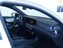 Mercedes-Benz A-klasse A 250 e AMG Line Premium | Parkeerpakket met 360 camera | Spiegelpakket | Nightpakket | Winterpakket | 19inch Lichtmetalen velgen