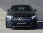 Mercedes-Benz A-klasse A 180 AMG Line | Smartphone integratie | Achteruitrijcamera | DAB+ | Alarm Kl. 3 | Stoelverwarming