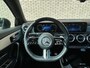 Mercedes-Benz A-klasse A 250 e Business Solution AMG | Smartphone-integratie | Memorypakket | Head-up display | Panoramadak | 360 Camera | Stoelverwarming | Nightpakket