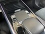 Mercedes-Benz GLB 200 Business Solution AMG l Dodehoekassistentie l Elektrische achterklep l Night pakket l Climate control l Cruise Control l Sfeerverlichting l
