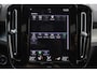 Volvo XC40 T5 Recharge Plus Dark - IntelliSafe Assist & Surround - Harman/Kardon audio - Parkeercamera achter - Verwarmde voorstoelen & stuur - Parkeersensoren voor & achter - Elektr. bedienb. voorstoelen met geheugen links - Draadloze tel. lader - Extra getint glas - 19' LMV
