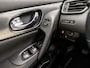 Nissan Qashqai 1.2 N-Connecta (PANORAMADAK, NAVIGATIE, 360 CAMERA, TREKHAAK, SPORTSTOELEN, GETINT GLAS, CRUISE, NIEUWSTAAT)