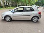 Toyota Auris 1.4-16V Sol