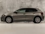 Volkswagen Polo 1.0 TSI Sportline (VIRTUAL COCKPIT, APPLE CARPLAY, GROOT NAVI, CLIMATE, SPORTSTOELEN, PARKEERSENSOREN, GETINT GLAS, LM VELGEN, ADAPTIVE CRUISE, NIEUWSTAAT)