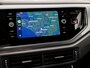 Volkswagen Polo 1.0 TSI Sportline (VIRTUAL COCKPIT, APPLE CARPLAY, GROOT NAVI, CLIMATE, SPORTSTOELEN, PARKEERSENSOREN, GETINT GLAS, LM VELGEN, ADAPTIVE CRUISE, NIEUWSTAAT)