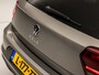 Volkswagen Polo 1.0 TSI Sportline (VIRTUAL COCKPIT, APPLE CARPLAY, GROOT NAVI, CLIMATE, SPORTSTOELEN, PARKEERSENSOREN, GETINT GLAS, LM VELGEN, ADAPTIVE CRUISE, NIEUWSTAAT)