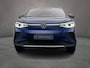 Volkswagen ID.4 1st Max 204pk Automaat Trekhaak, Panoramadak, Adaptive cruise control, LED matrix koplampen, Navigatie, Elektrische achterklep, Head up display