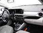 Hyundai i10 4 zits 1.0 Premium | Apple carplay | Navigatie | Achteruitrij camera | Parkeersensoren achter | Bluetooth | Connected services | Cruise control | Armleuning bestuurder | Spraakbediening |