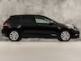 Volkswagen Golf 1.0 TSI Sportline (APPLE CARPLAY, GROOT NAVI, CAMERA, SPORTSTOELEN, ADAPTIVE CRUISE, GETINT GLAS, PARKEERSENSOREN, NIEUWSTAAT)