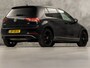 Volkswagen Golf 1.0 TSI Sportline (APPLE CARPLAY, BLACK PACK, GROOT NAVI, CAMERA, SPORTSTOELEN, ADAPTIVE CRUISE, GETINT GLAS, PARKEERSENSOREN, NIEUWSTAAT)