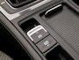 Volkswagen Golf 1.0 TSI Sportline (APPLE CARPLAY, GROOT NAVI, CAMERA, SPORTSTOELEN, ADAPTIVE CRUISE, GETINT GLAS, PARKEERSENSOREN, NIEUWSTAAT)