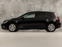 Volkswagen Golf 1.0 TSI Sportline (APPLE CARPLAY, GROOT NAVI, CAMERA, SPORTSTOELEN, ADAPTIVE CRUISE, GETINT GLAS, PARKEERSENSOREN, NIEUWSTAAT)