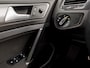 Volkswagen Golf 1.0 TSI Sportline (APPLE CARPLAY, GROOT NAVI, CAMERA, SPORTSTOELEN, ADAPTIVE CRUISE, GETINT GLAS, PARKEERSENSOREN, NIEUWSTAAT)