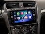 Volkswagen Golf 1.0 TSI Sportline (APPLE CARPLAY, BLACK PACK, GROOT NAVI, CAMERA, SPORTSTOELEN, ADAPTIVE CRUISE, GETINT GLAS, PARKEERSENSOREN, NIEUWSTAAT)
