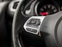 Volkswagen Golf 2.0 GTI 211Pk Automaat (SCHUIFDAK, NAVIGATIE, DYNAUDIO, LEDER, CAMERA, STOELVERWARMING, SPORTSTOELEN, GETINT GLAS, CRUISE, NIEUWSTAAT)