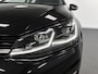 Volkswagen Golf Variant 1.5 TSI Highline 150pk Automaat Panoramadak Trekhaak Navigatie Apple Carplay Android Auto Camera Parkeersensoren Adaptive Cruise Control Full Led Stoelverwarming Climate Control Lichtmetalen velgen