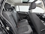 Volkswagen Golf Variant 1.5 TSI Highline 150pk Automaat Panoramadak Trekhaak Navigatie Apple Carplay Android Auto Camera Parkeersensoren Adaptive Cruise Control Full Led Stoelverwarming Climate Control Lichtmetalen velgen