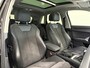 Audi Q3 35 TFSI Advanced Automaat Panoramadak Navigatie Apple Carplay Android Auto 360 camera Parkeersensoren Cruise Control Alacantara Full Led Stoelverwarming Climate Control Lichtmetalen velgen