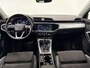 Audi Q3 35 TFSI Advanced Automaat Panoramadak Navigatie Apple Carplay Android Auto 360 camera Parkeersensoren Cruise Control Alacantara Full Led Stoelverwarming Climate Control Lichtmetalen velgen