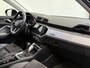 Audi Q3 35 TFSI Advanced Automaat Panoramadak Navigatie Apple Carplay Android Auto 360 camera Parkeersensoren Cruise Control Alacantara Full Led Stoelverwarming Climate Control Lichtmetalen velgen