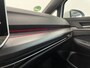 Volkswagen Golf Variant 1.5 eTSI R-Line Business Digital Cockpit 12.9 inch Touchscreen Camera ACC Lane Assist Side Assist CarPlay DAB Climatronic Stoelverwarming Privacy Glass 17 inch LM Velgen Pure White