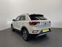 Volkswagen T-Roc 1.0 TSI 85 kW Move Discover Media Navi Digital Cockpit App-Connect DAB Climatronic Stoelverwarming Privacy Glass Park Assist Lane Assist Front Assist 17 inch LM Velgen Ascot Gray