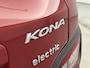 Hyundai Kona Electric EV Premium 64 kWh | SOH %96.1 | Elektrische stoelen | Dodehoek detectie | Achteruitrij camera | Navigatie |