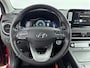Hyundai Kona Electric EV Premium 64 kWh | SOH %96.1 | Elektrische stoelen | Dodehoek detectie | Achteruitrij camera | Navigatie |