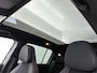 Mercedes-Benz GLB 250+ Business Solution AMG 7p. 85.5 kWh | Premium pakket | Winterpakket | Nightpakket | Parkeerpakket | Trekhaak | GUARD 360° | Warmtewerend, donkergetint glas | Vast panoramadak | 19” vijfspaaks lichtmetalen AMG-velgen |