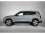 Mercedes-Benz GLB 250+ Business Solution AMG 7p. 85.5 kWh | Premium pakket | Winterpakket | Nightpakket | Parkeerpakket | Trekhaak | GUARD 360° | Warmtewerend, donkergetint glas | Vast panoramadak | 19” vijfspaaks lichtmetalen AMG-velgen |