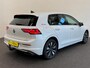 Volkswagen Golf 1.5 eTSI DSG7 Automaat Trekhaak Camera LED IQ Matrix Stoel en Stuurverwarming Adaptive Cruise Control Digitaal Display DAB Apple Carplay Android Auto Climate Control