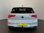 Volkswagen Golf 1.5 eTSI DSG7 Automaat Trekhaak Camera LED IQ Matrix Stoel en Stuurverwarming Adaptive Cruise Control Digitaal Display DAB Apple Carplay Android Auto Climate Control