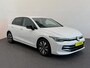 Volkswagen Golf 1.5 eTSI DSG7 Automaat Trekhaak Camera LED IQ Matrix Stoel en Stuurverwarming Adaptive Cruise Control Digitaal Display DAB Apple Carplay Android Auto Climate Control
