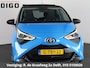 Toyota Aygo 1.0 VVT-i X-Play Cabrio Bi-Tone Automaat | Apple Carplay & AndroidAUTO | Airco | Camera |