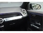 Mercedes-Benz GLB 200 Business Solution AMG | CAMERA | TREKHAAK | SFEERVERLICHTING | CARPLAY |