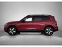 Mercedes-Benz GLB 250+ Business Solution AMG 7p. 85.5 kWh | Premium Plus pakket | Winterpakket | Nightpakket | Trekhaak | Vast panoramadak | GUARD 360° | Warmtewerend, donkergetint glas | Burmester® 3D surround sound system |