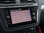 Volkswagen Tiguan 1.4 TSI eHybrid Life | Trekhaak | Leer | Camera