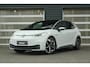 Volkswagen ID.3 204pk First Plus 58 kWh Pro Performance | SoH 92% | Steunhaak tbv Fietsendrager | Uniek Interieur