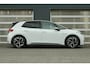 Volkswagen ID.3 204pk First Plus 58 kWh Pro Performance | SoH 92% | Steunhaak tbv Fietsendrager | Uniek Interieur